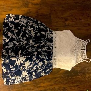 Cute formal dress perfect for special even!!!